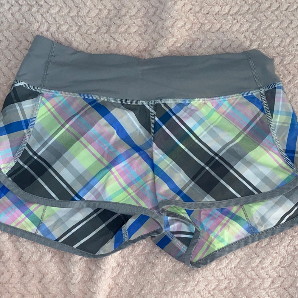 lululemon grey shorts